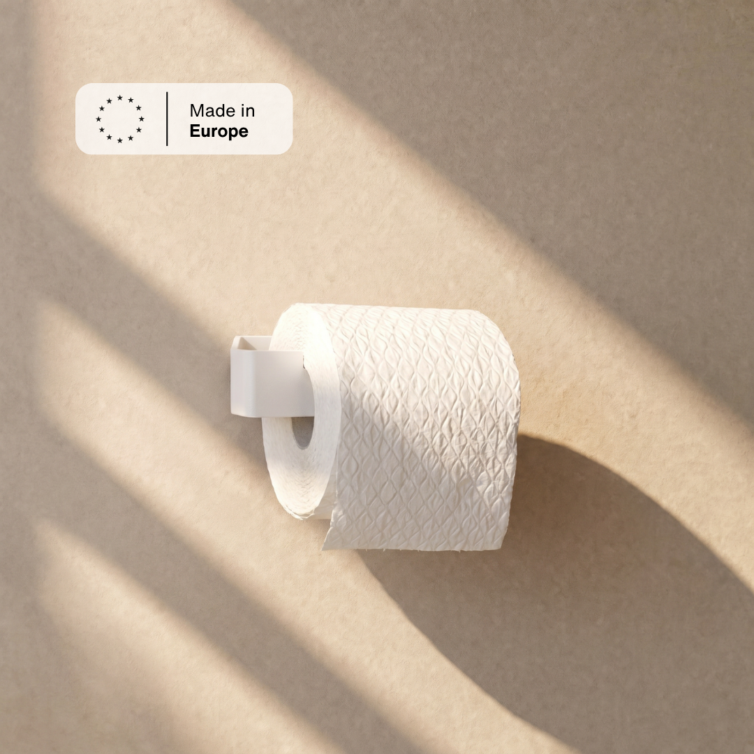 Toilettenpapierhalter Weiß mit eingelegter Papierrolle, Hinweis Made in Europe